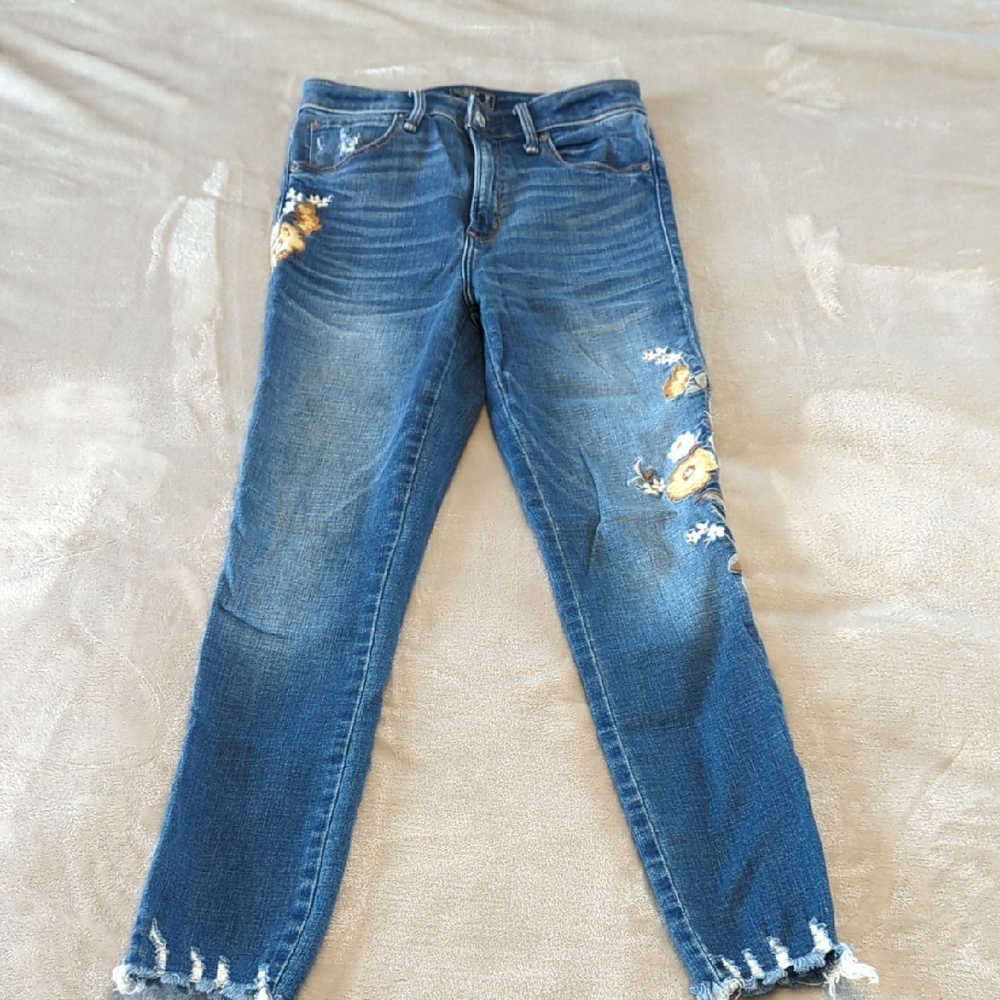 Abercrombie Floral Embroidered Skinny Jeans